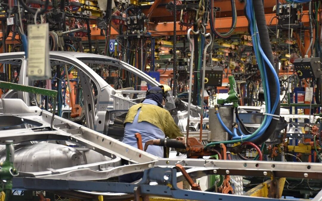 Exportaciones de vehículos aumentaron 191% en los primeros meses del 2026