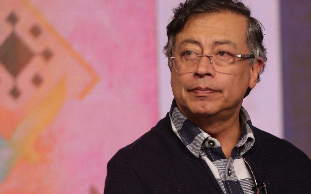 En medio de denuncias de censura, el presidente Petro destacó la reducción histórica de la pobreza en su gobierno