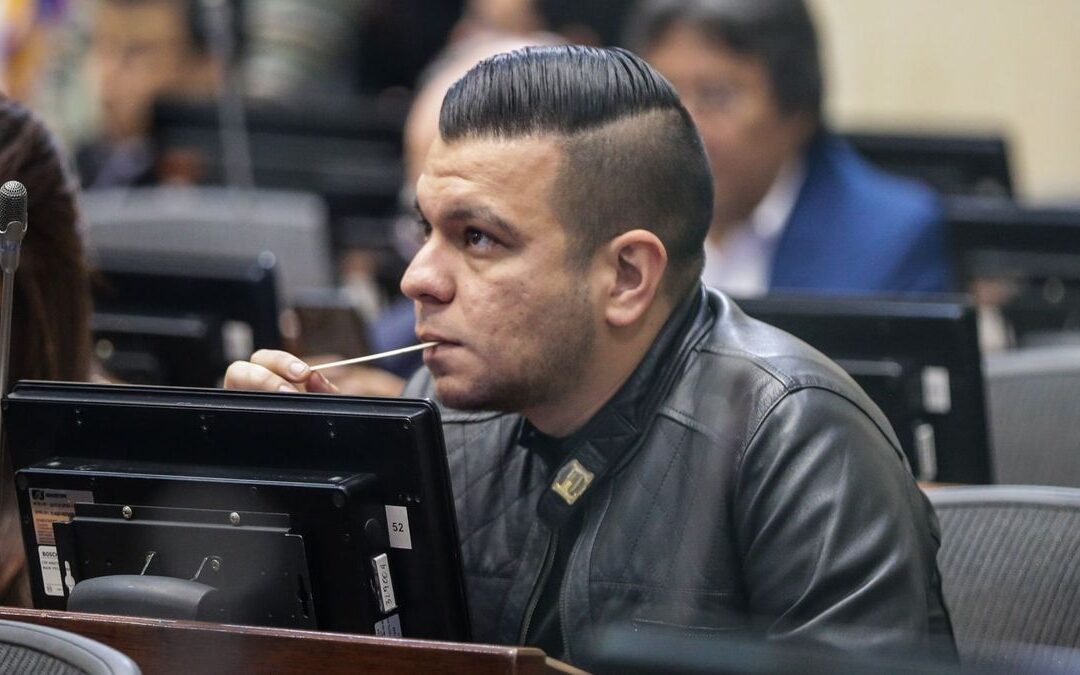 Partido Verde le embolata la escisión a Jota Pe Hernández