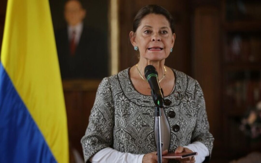 Marta Lucía Ramírez arremete contra Pizarro, Cepeda y Petro: “Hay un doble discurso en esta campaña”