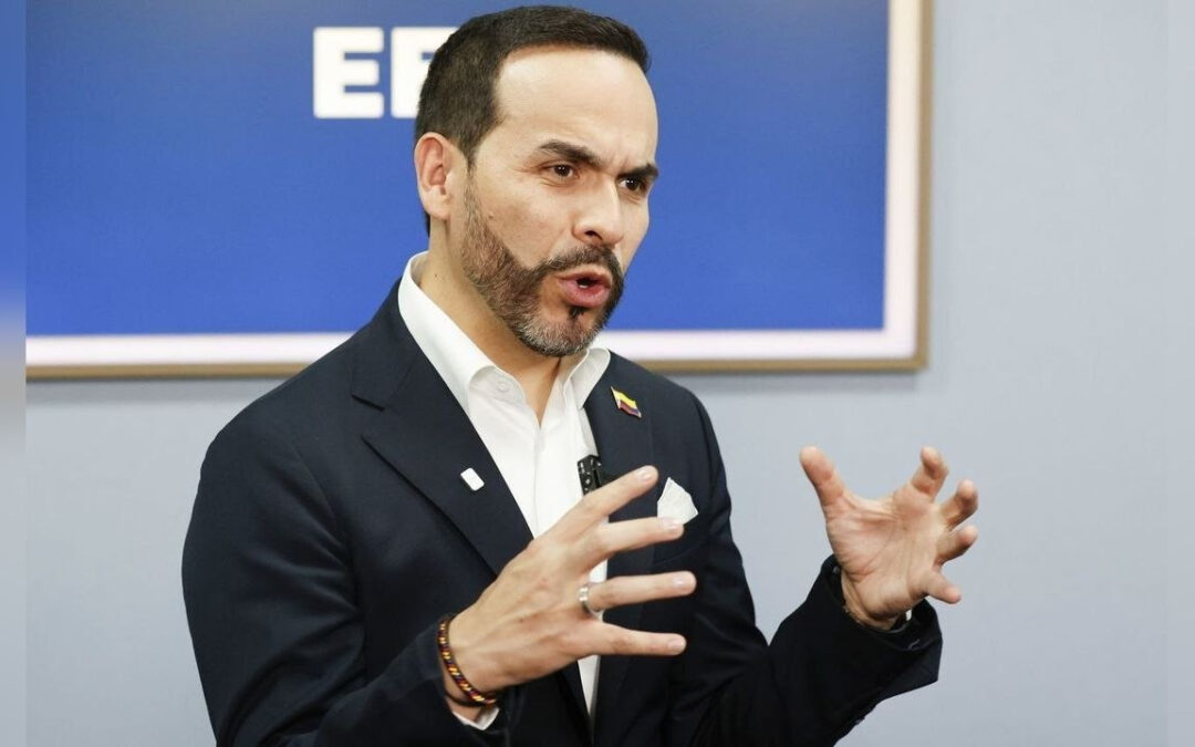 De la Espriella convierte la caribeña Barranquilla en sede alterna del Gobierno colombiano