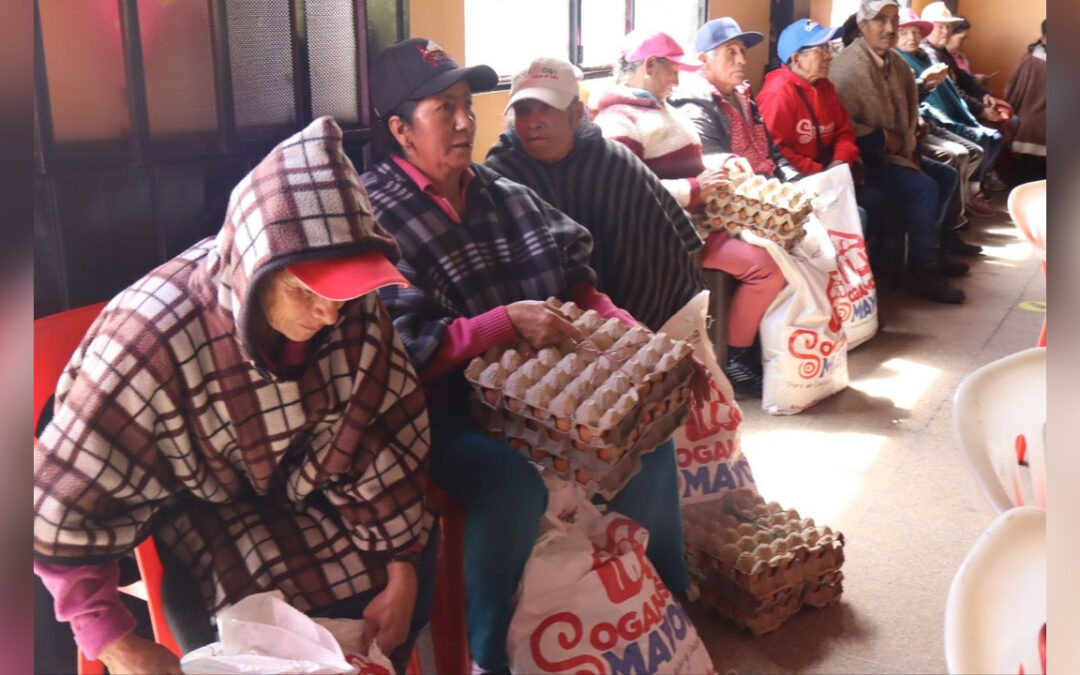 Alcaldía de Sogamoso inició la entrega de kits nutricionales a 1.700 personas mayores
