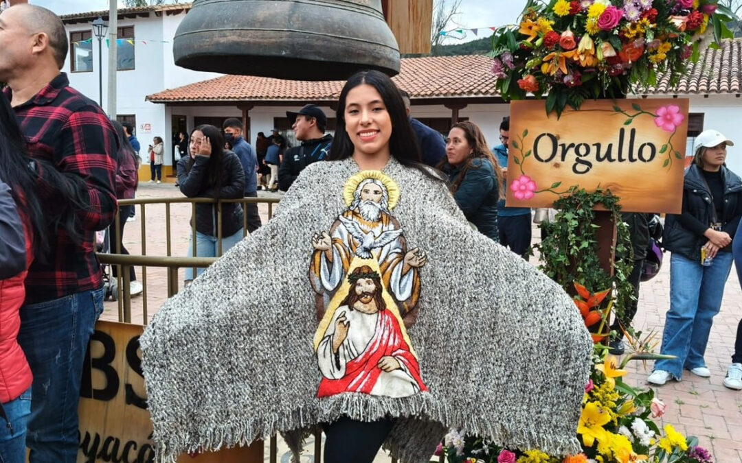 En Nobsa los jurados escogieron la mejor prenda, en el Día Mundial de la Ruana