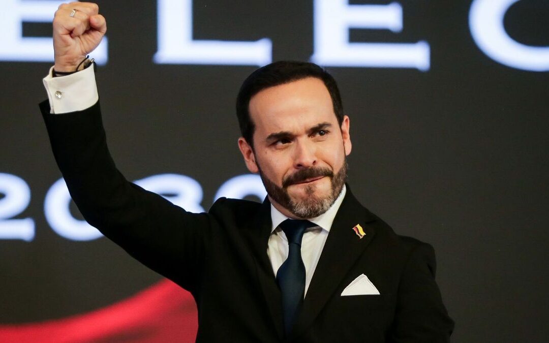 ¿Cuántos años está cumpliendo hoy Abelardo de la Espriella?