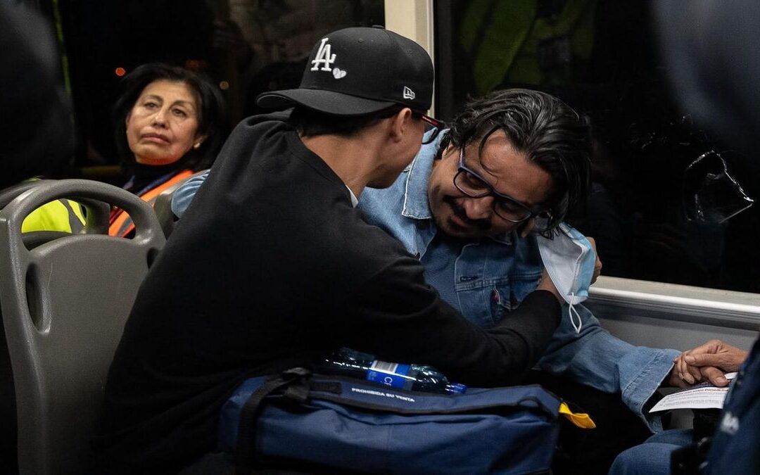 Activista Beto Coral es repatriado a Colombia en vuelo humanitario