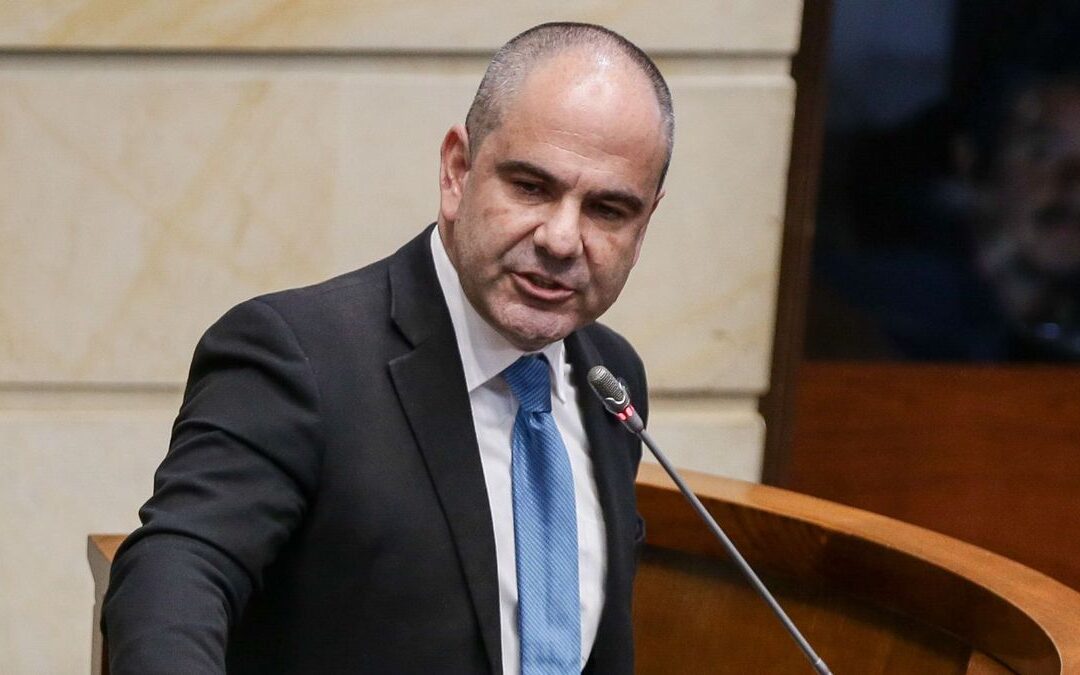 Centro Democrático defiende su aspiración a la Presidencia del Senado y niega acuerdos con la oposición: «No hemos buscado al Pacto Histórico»