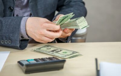 Caída del dólar en Colombia: cómo aprovechar el precio bajo y comprar divisas