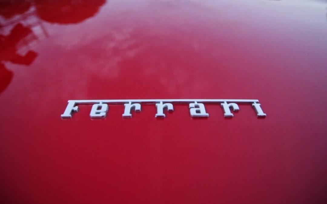 SIC investiga condiciones comerciales de Ferrari en Colombia tras reclamos de compradores