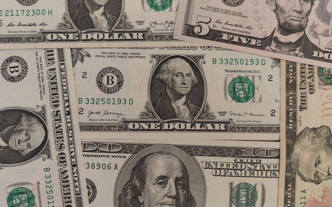 Dólar rompió otro récord a la baja este jueves:“¿Quién habría imaginado que llegaba a 3.139?”