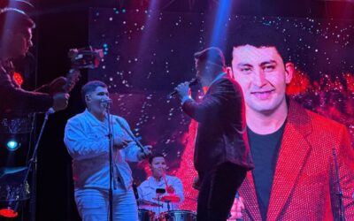 La música encendió la fría noche en Nobsa durante el Día Mundial de la Ruana