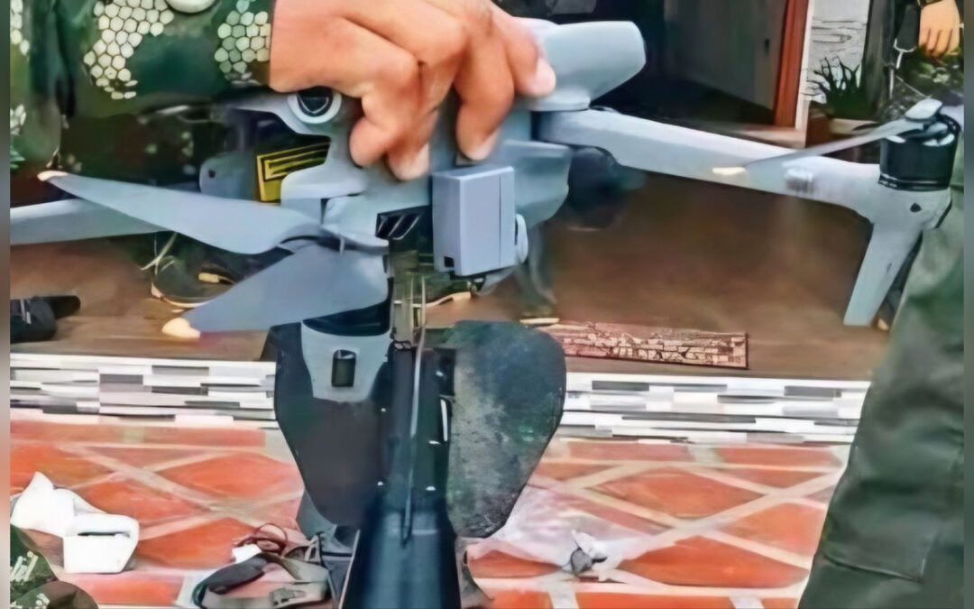 Los ataques con drones han aumentado un 146 % en Colombia este año, según la Defensoría