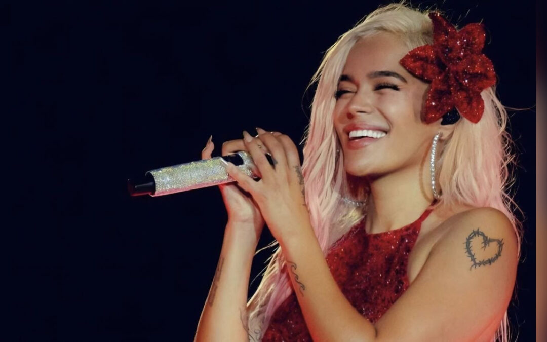 Karol G dona un millón de dólares a concierto benéfico luego del terremoto en Colombia