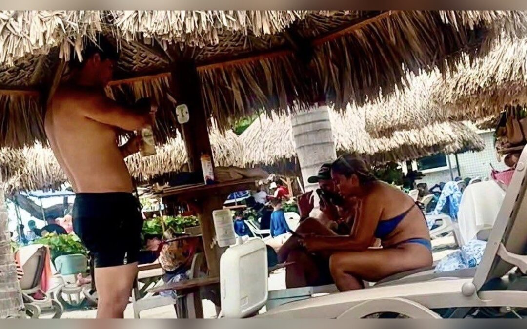 Escapada de fin de semana pone en la cuerda floja al ministro de Vivienda de Colombia