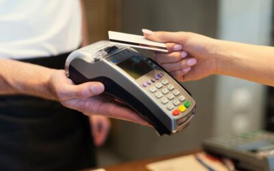 Compras con tarjeta de crédito serán más caras: así quedó la tasa de usura para agosto de 2026