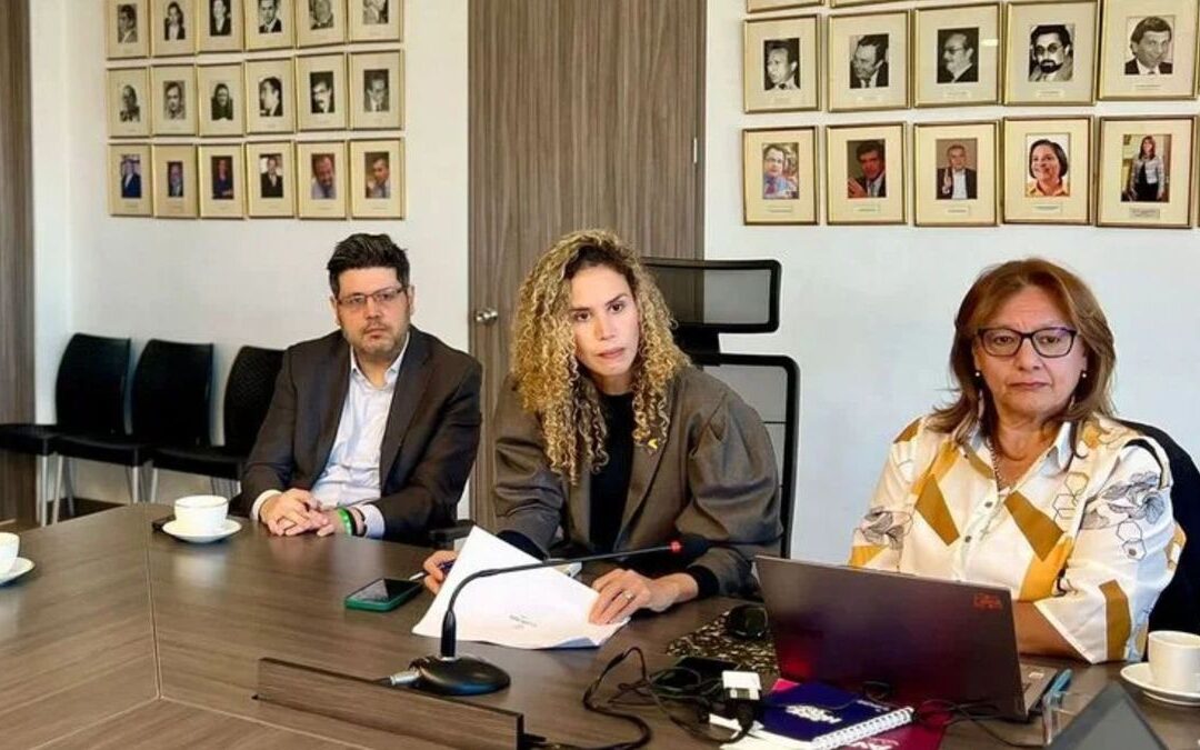 Gobierno de Abelardo propone adelantar prima y retirar cesantías a afectados por terremoto